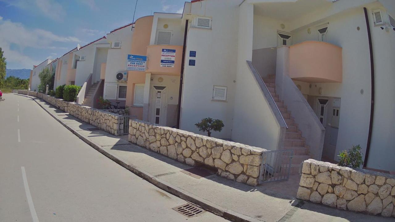 Apartments Pag-Travel Новаля Екстериор снимка